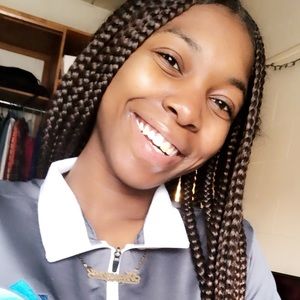 Meet your Posher, Shayana